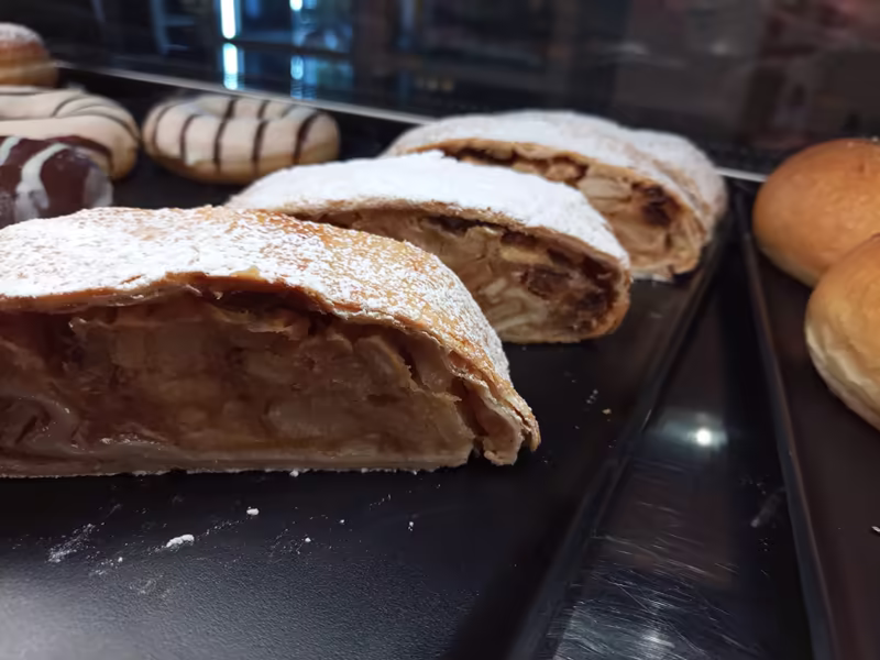 Strudel Mele E Cannella